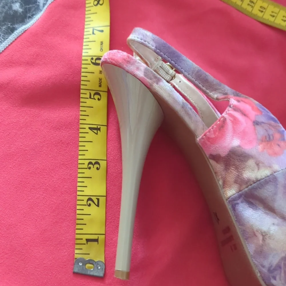VENUS Floral Pastel Peekaboo Slingback Heels 9
